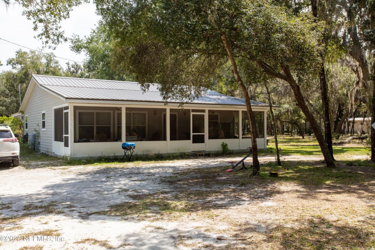 100 Little Star Road, Hawthorne, FL 32640 Photo