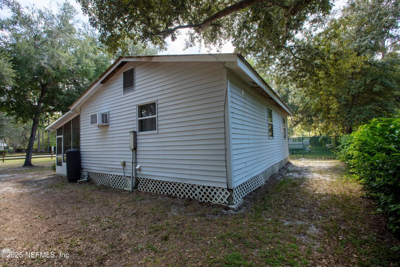 100 Little Star Road, Hawthorne, FL 32640 Photo