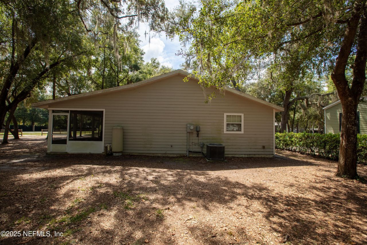 100 Little Star Road, Hawthorne, FL 32640 Photo