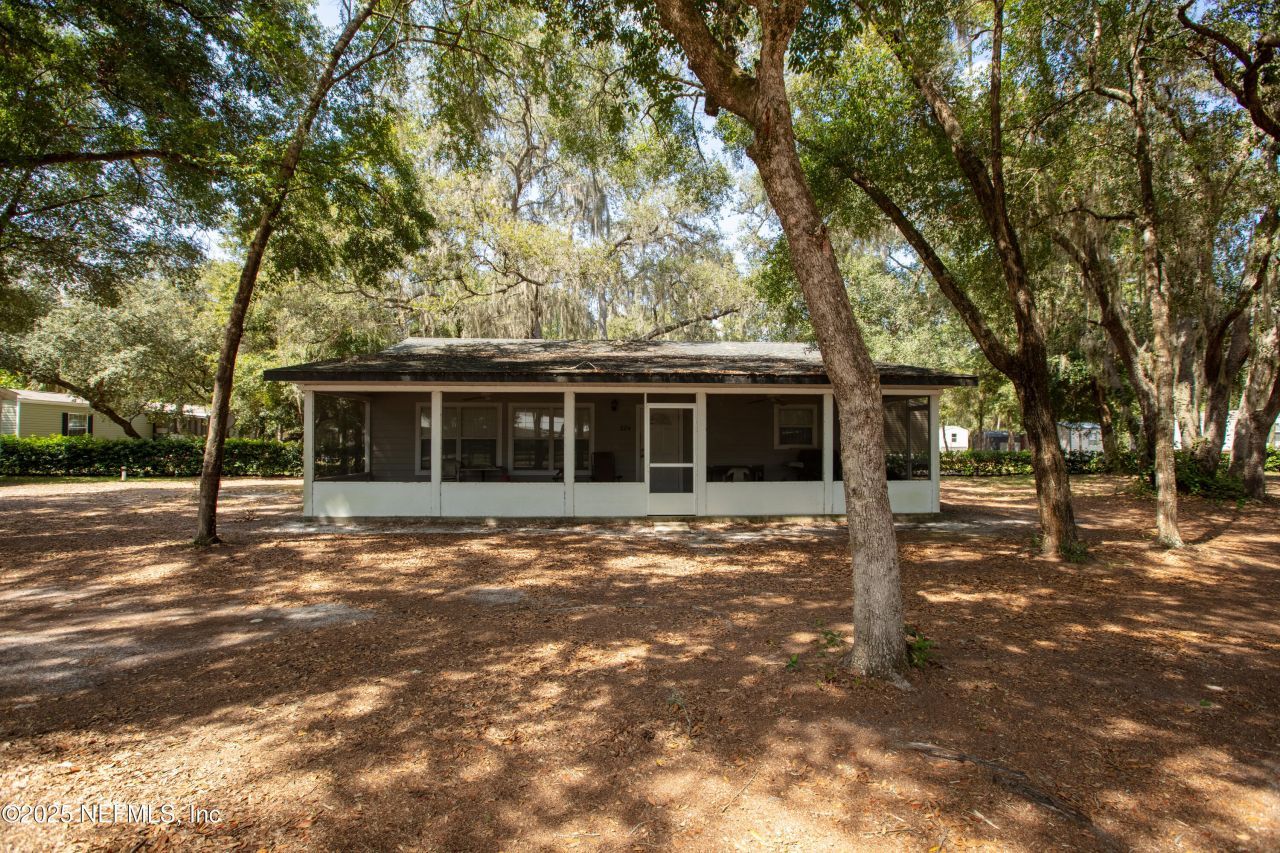 100 Little Star Road, Hawthorne, FL 32640 Photo