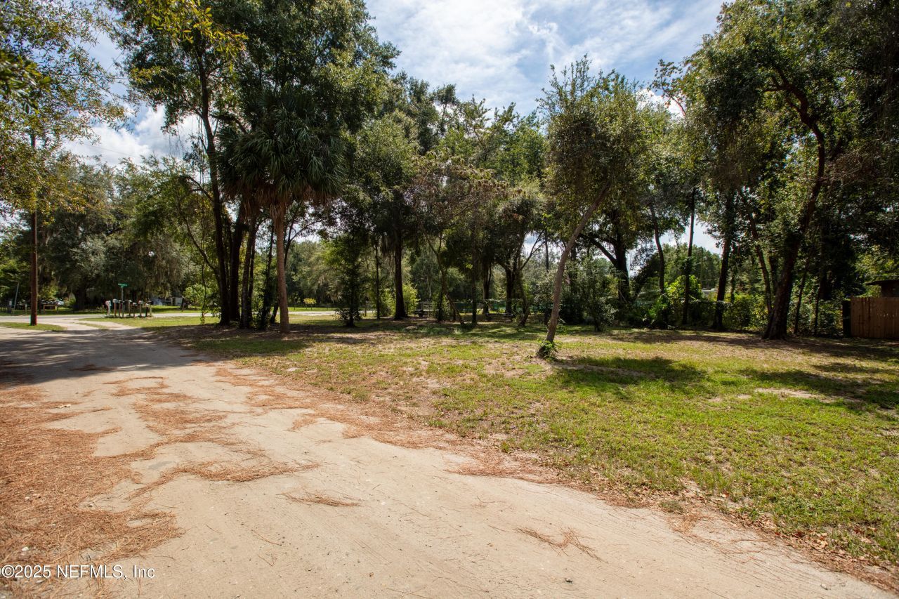 100 Little Star Road, Hawthorne, FL 32640 Photo