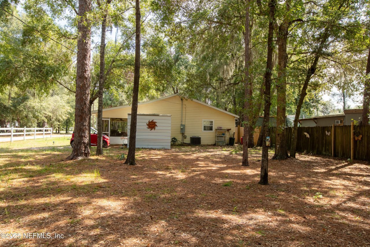 100 Little Star Road, Hawthorne, FL 32640 Photo