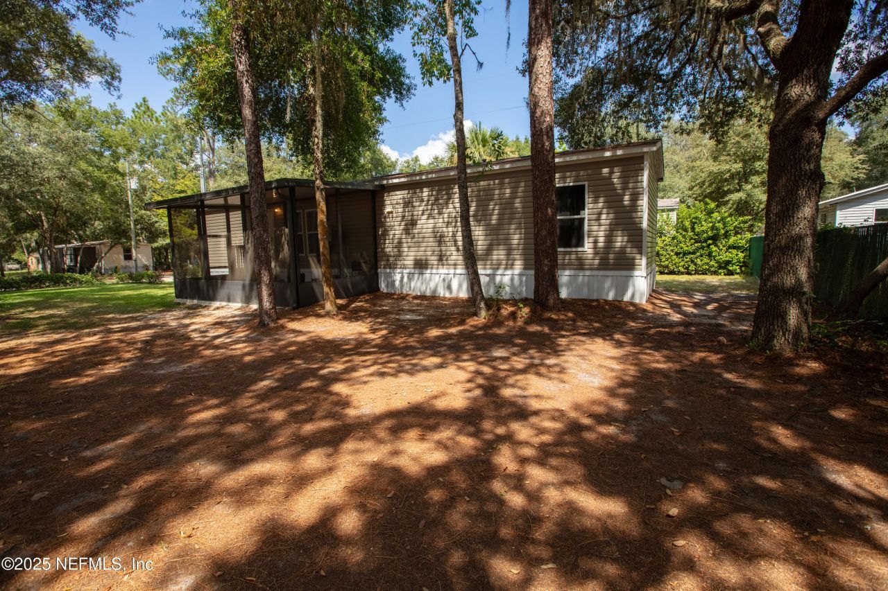 100 Little Star Road, Hawthorne, FL 32640 Photo