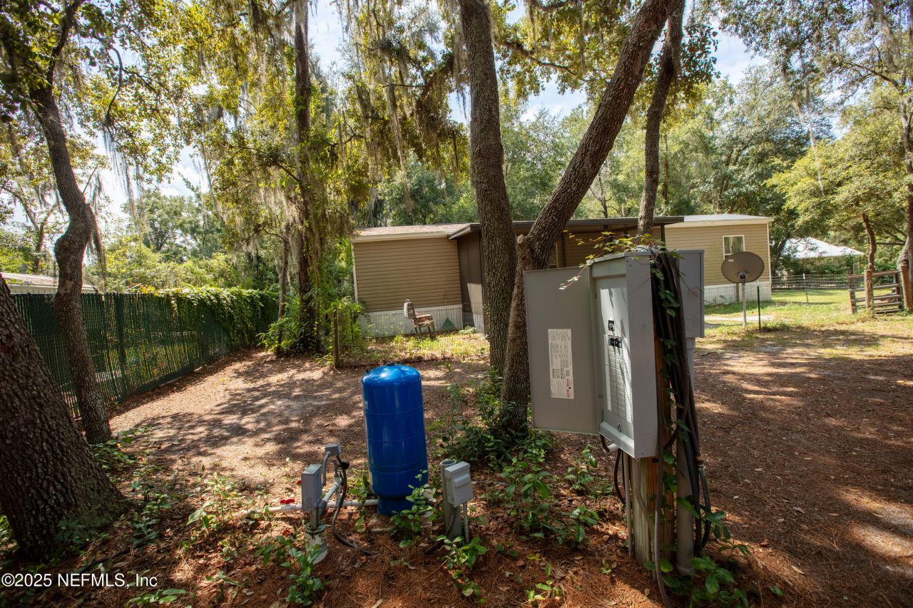 100 Little Star Road, Hawthorne, FL 32640 Photo