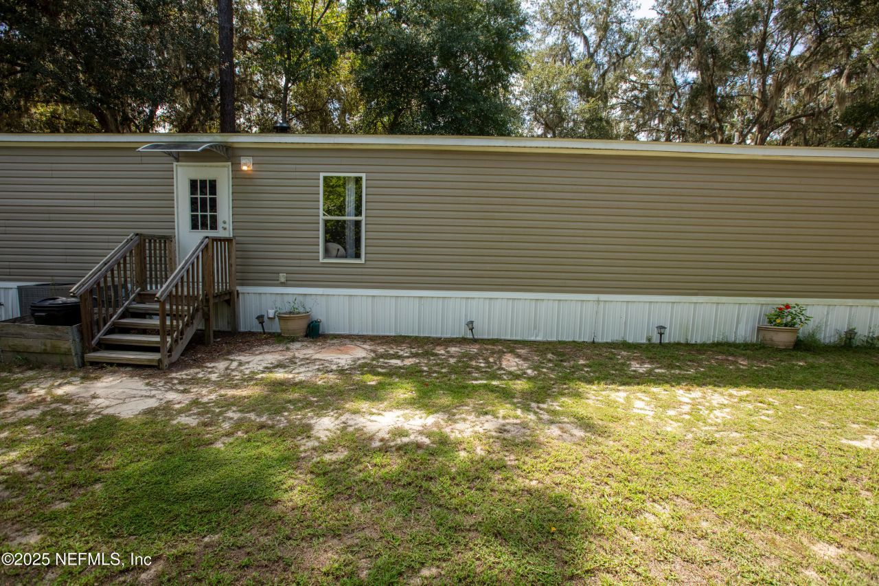 100 Little Star Road, Hawthorne, FL 32640 Photo