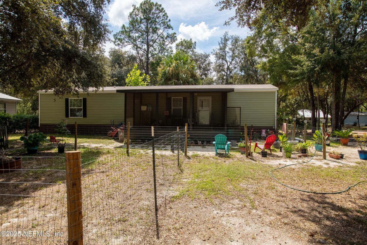 100 Little Star Road, Hawthorne, FL 32640 Photo