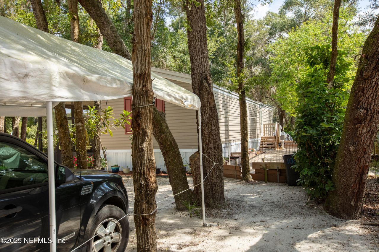 100 Little Star Road, Hawthorne, FL 32640 Photo