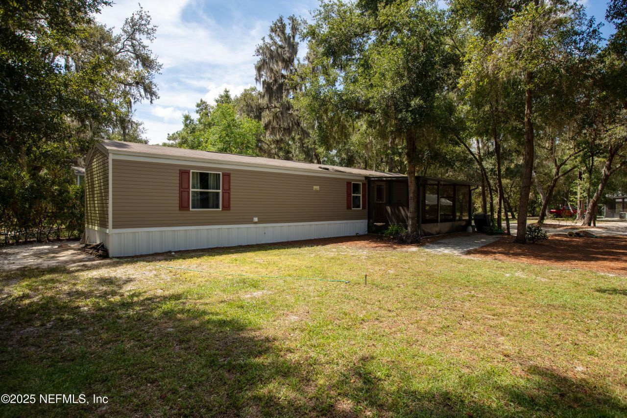 100 Little Star Road, Hawthorne, FL 32640 Photo