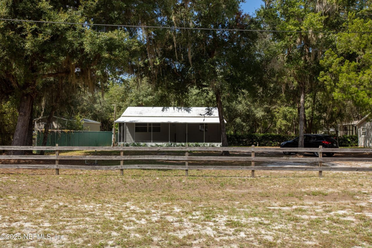 100 Little Star Road, Hawthorne, FL 32640 Photo