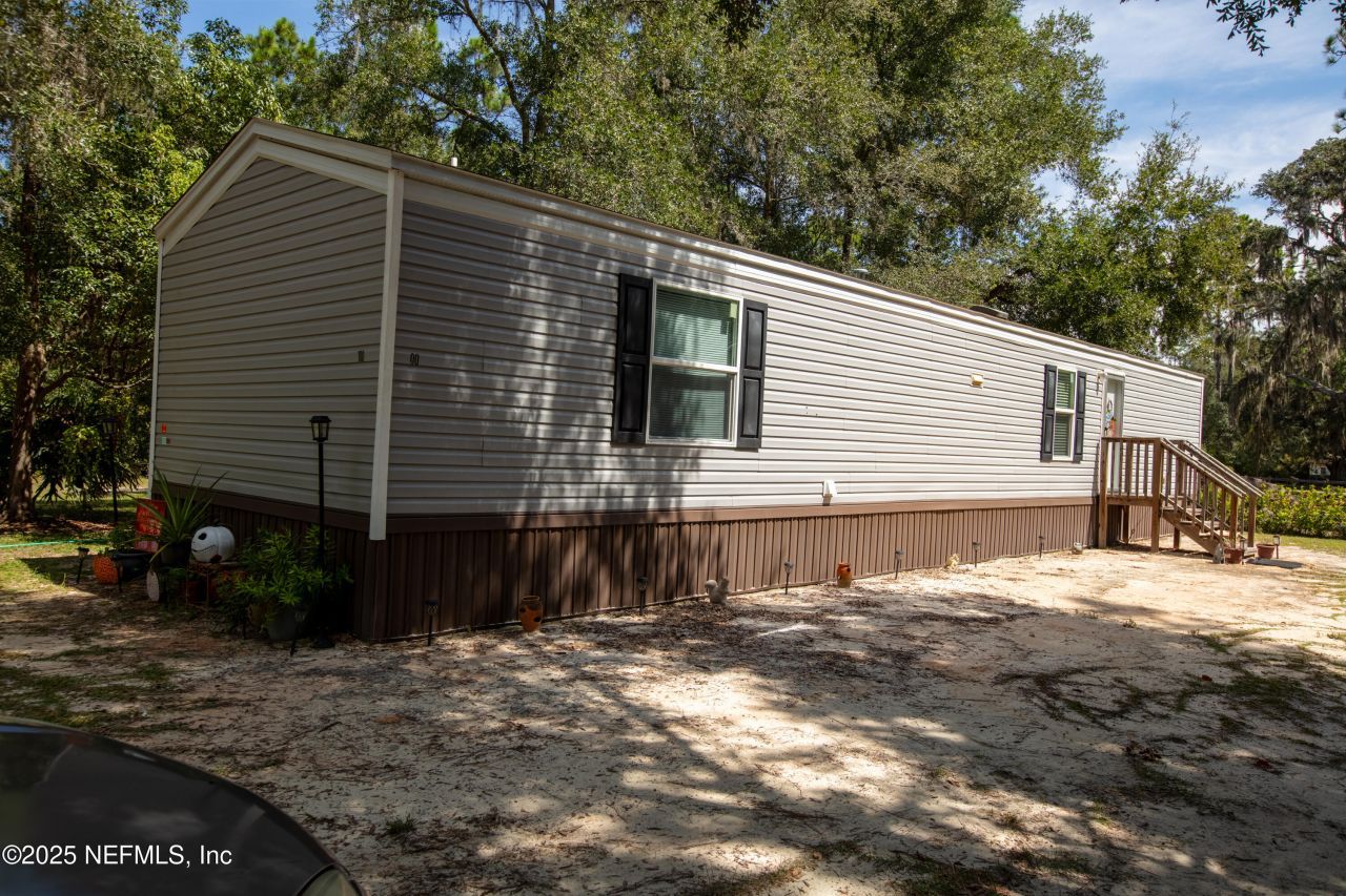 100 Little Star Road, Hawthorne, FL 32640 Photo