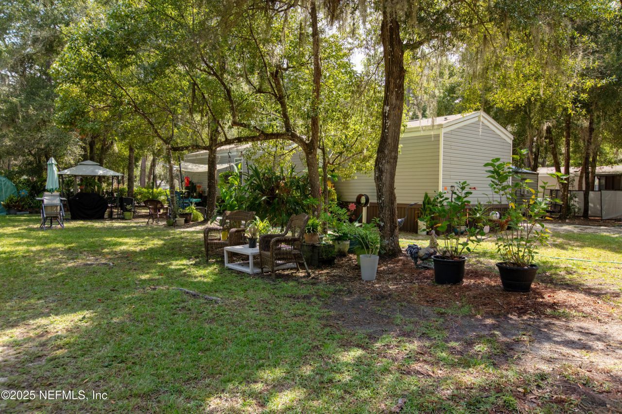 100 Little Star Road, Hawthorne, FL 32640 Photo