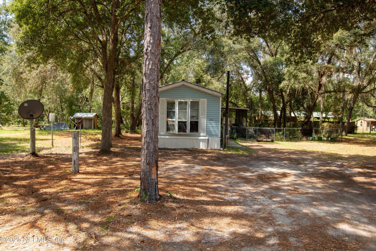 100 Little Star Road, Hawthorne, FL 32640 Photo