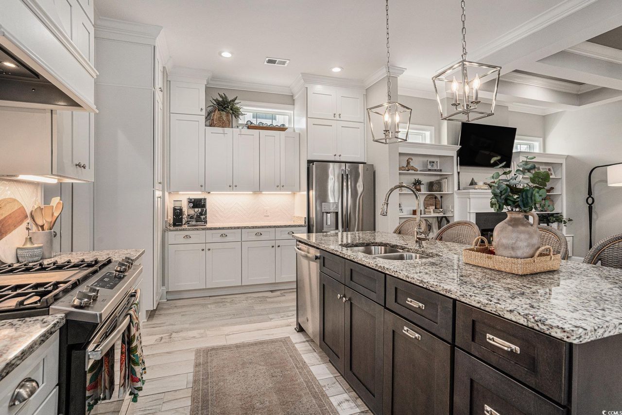 1336 Rue De Jean Ave. Photo 11