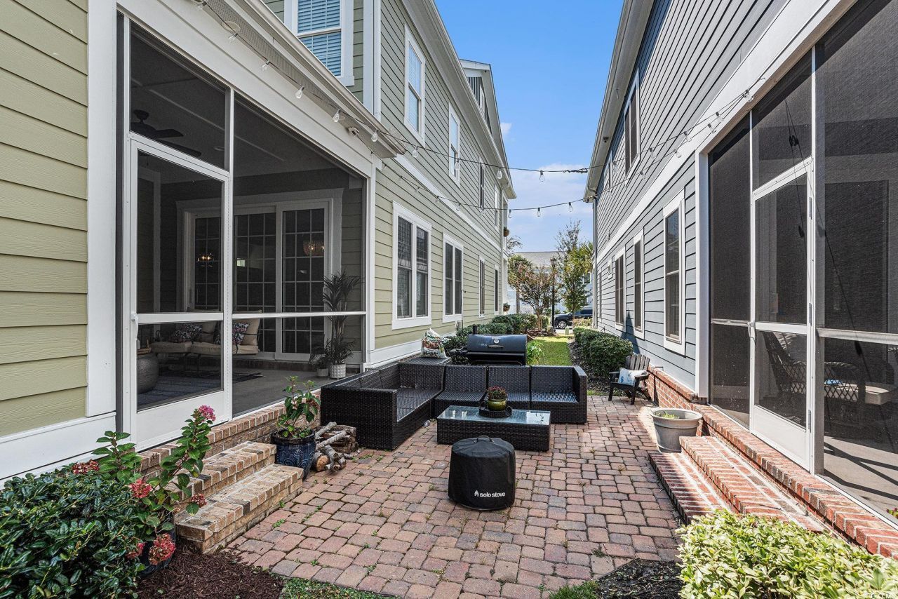 1336 Rue De Jean Ave. Photo 33