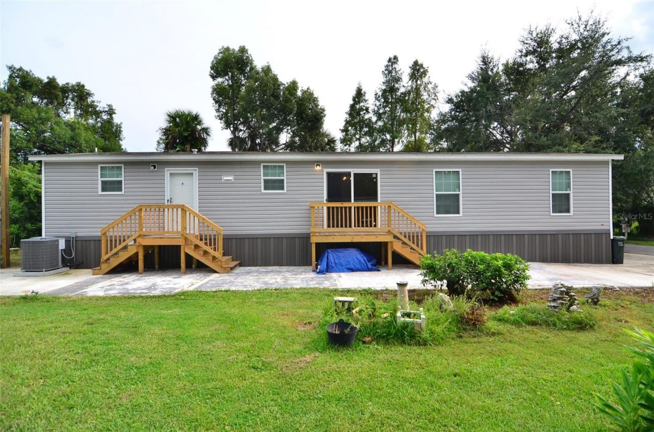 515 Twin Lakes Circle, Lakeland, FL 33815 Photo