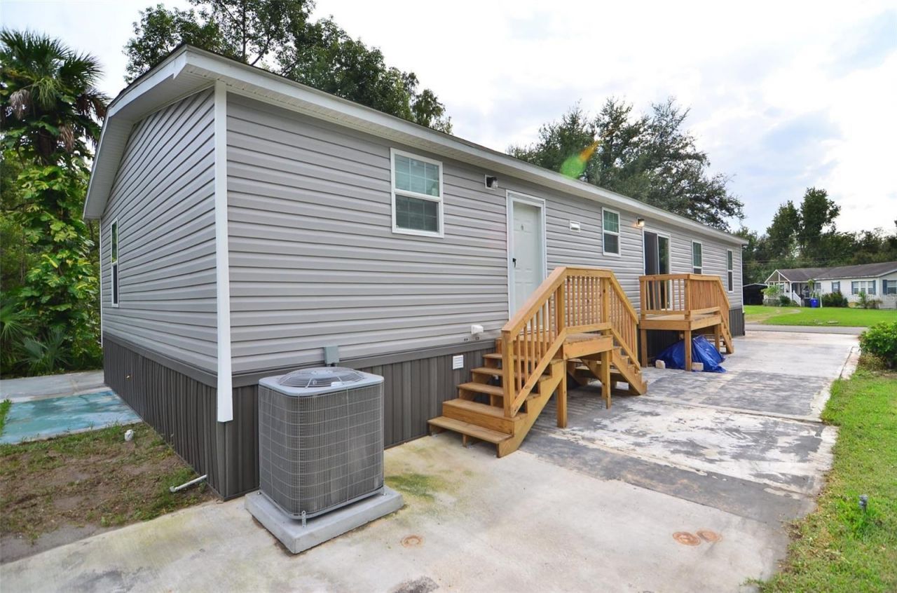 515 Twin Lakes Circle, Lakeland, FL 33815 Photo