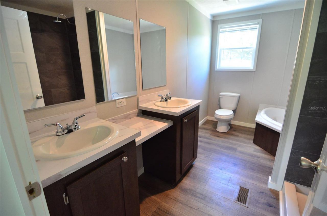 515 Twin Lakes Circle, Lakeland, FL 33815 Photo