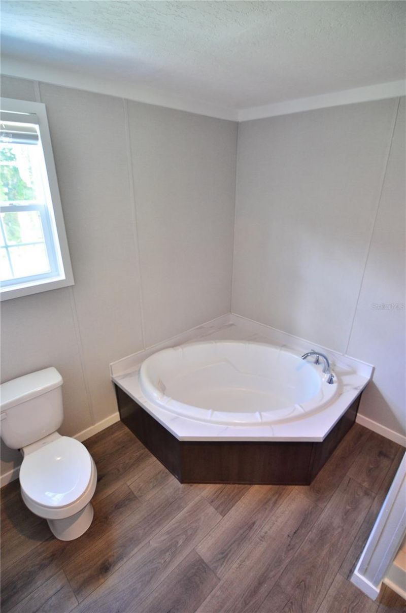 515 Twin Lakes Circle, Lakeland, FL 33815 Photo