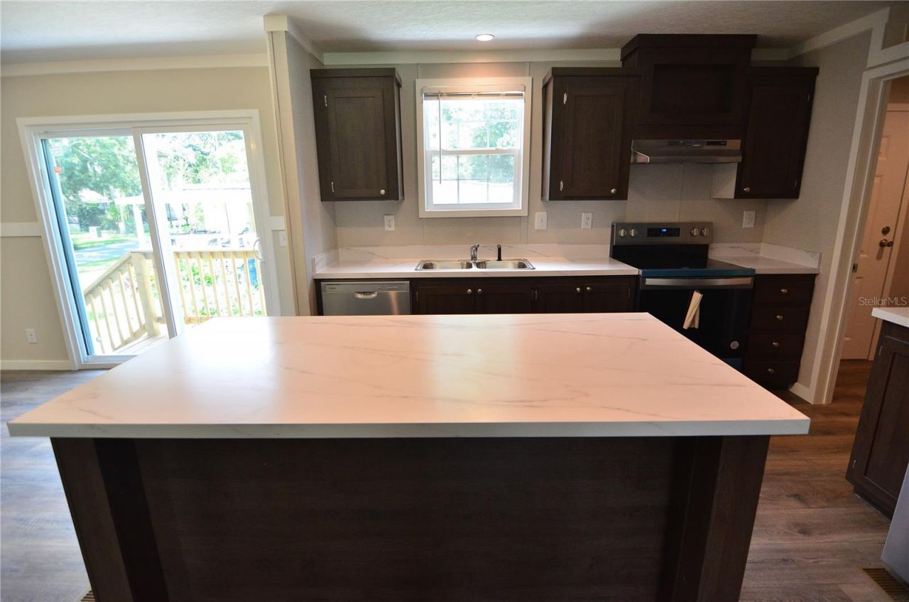 515 Twin Lakes Circle, Lakeland, FL 33815 Photo