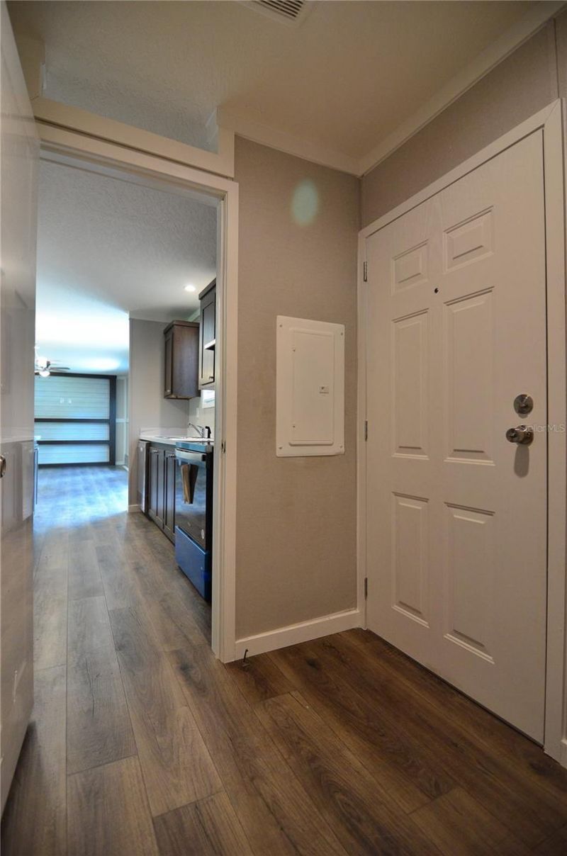 515 Twin Lakes Circle, Lakeland, FL 33815 Photo