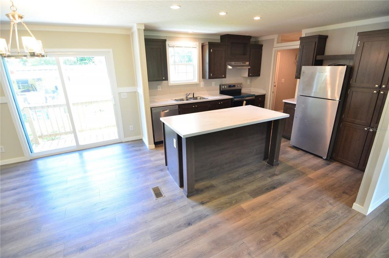 515 Twin Lakes Circle, Lakeland, FL 33815 Photo