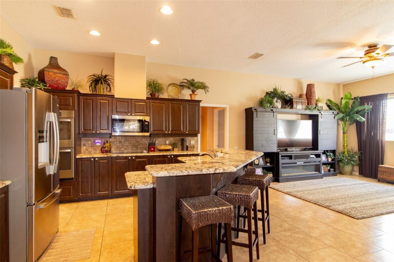 4435 Fairway Oaks Dr, Mulberry, FL 33860 Photo