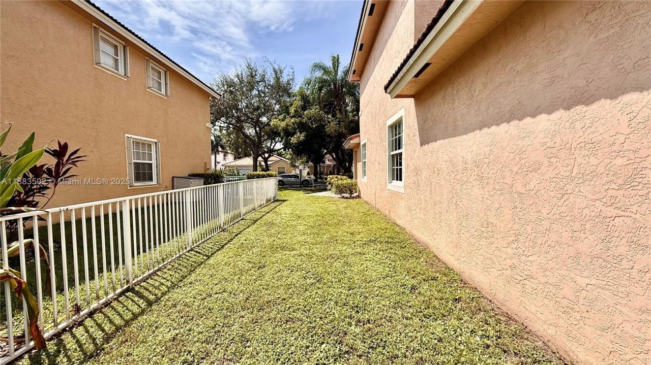 13843 SW 31st St, Unit 13843, Miramar, FL 33027 Photo