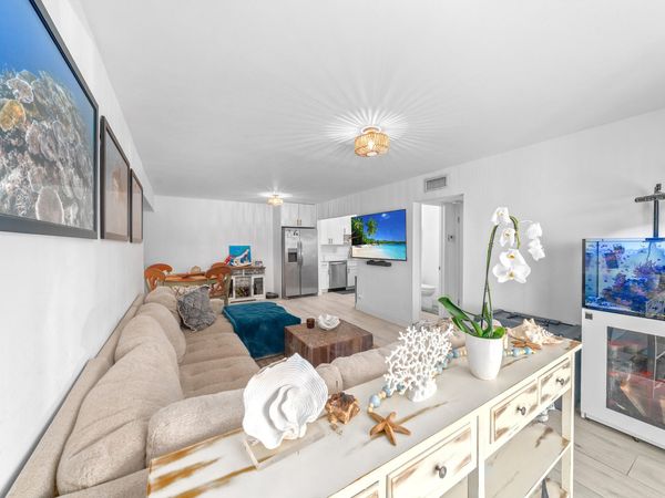 150 Cypress Club Drive 513, Pompano Beach, FL 33060