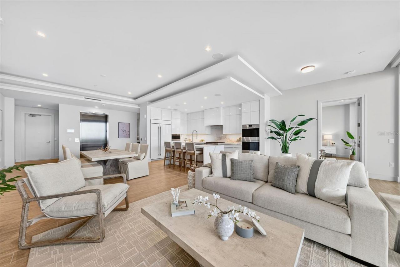 1591 Gulf Of Mexico Drive, Unit 314, Longboat Key, FL 34228 Photo