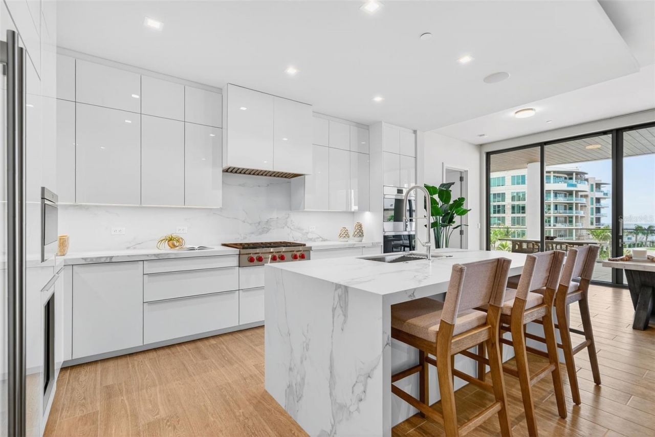 1591 Gulf Of Mexico Drive, Unit 314, Longboat Key, FL 34228 Photo