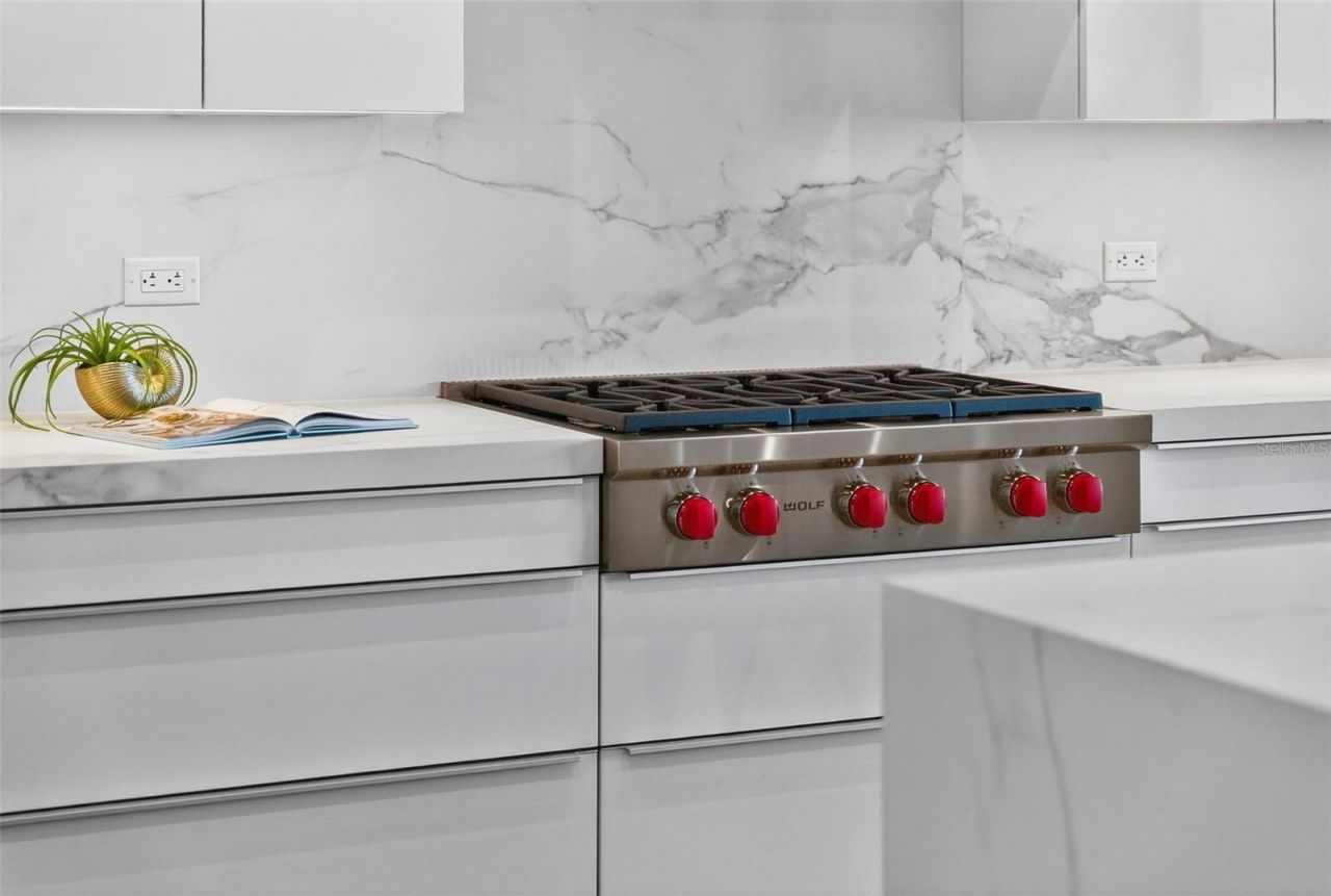 1591 Gulf Of Mexico Drive, Unit 314, Longboat Key, FL 34228 Photo