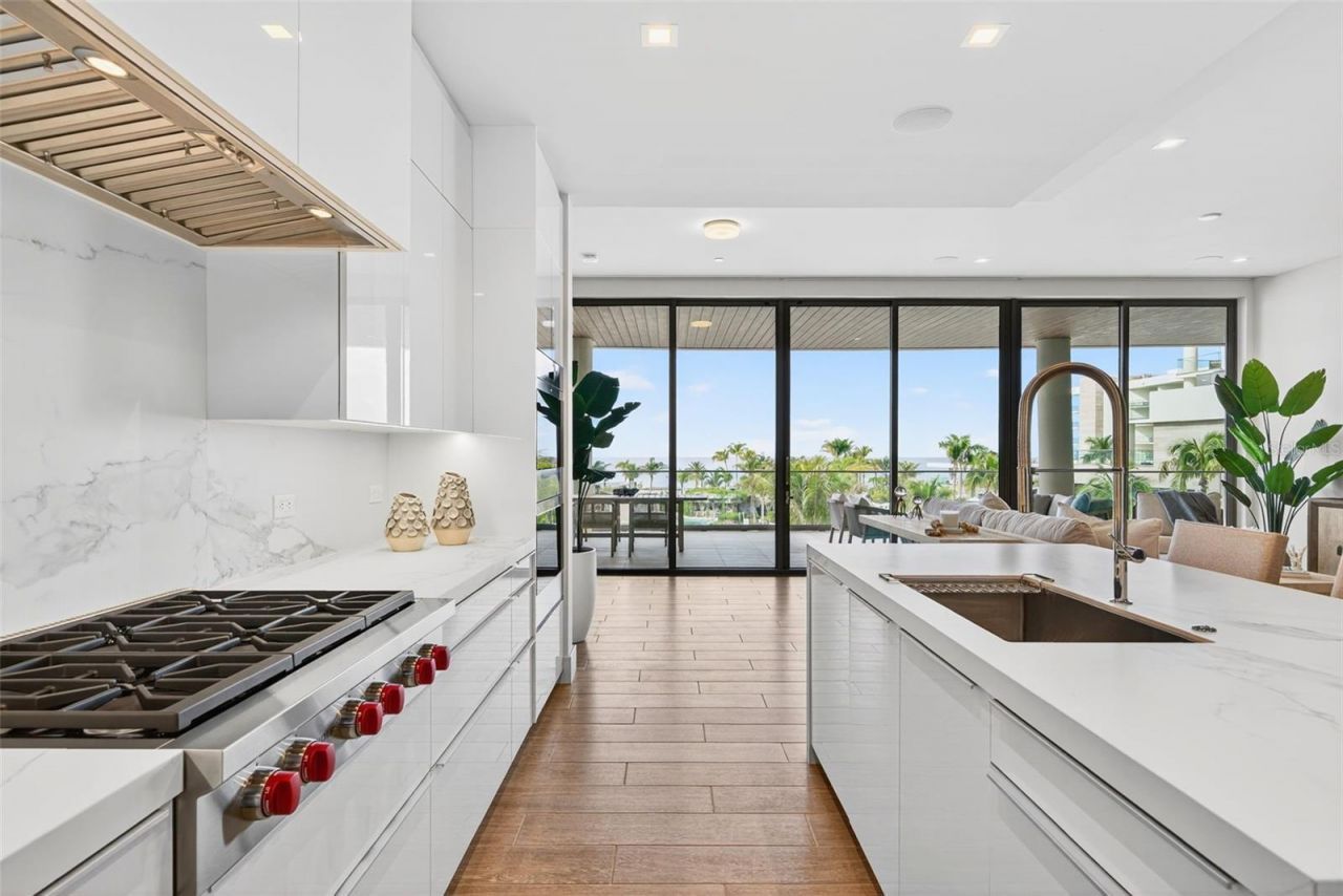 1591 Gulf Of Mexico Drive, Unit 314, Longboat Key, FL 34228 Photo