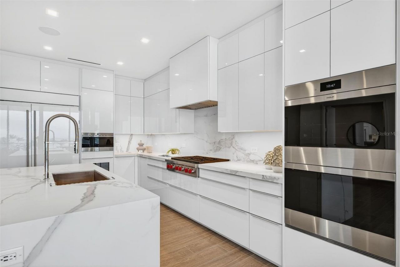 1591 Gulf Of Mexico Drive, Unit 314, Longboat Key, FL 34228 Photo