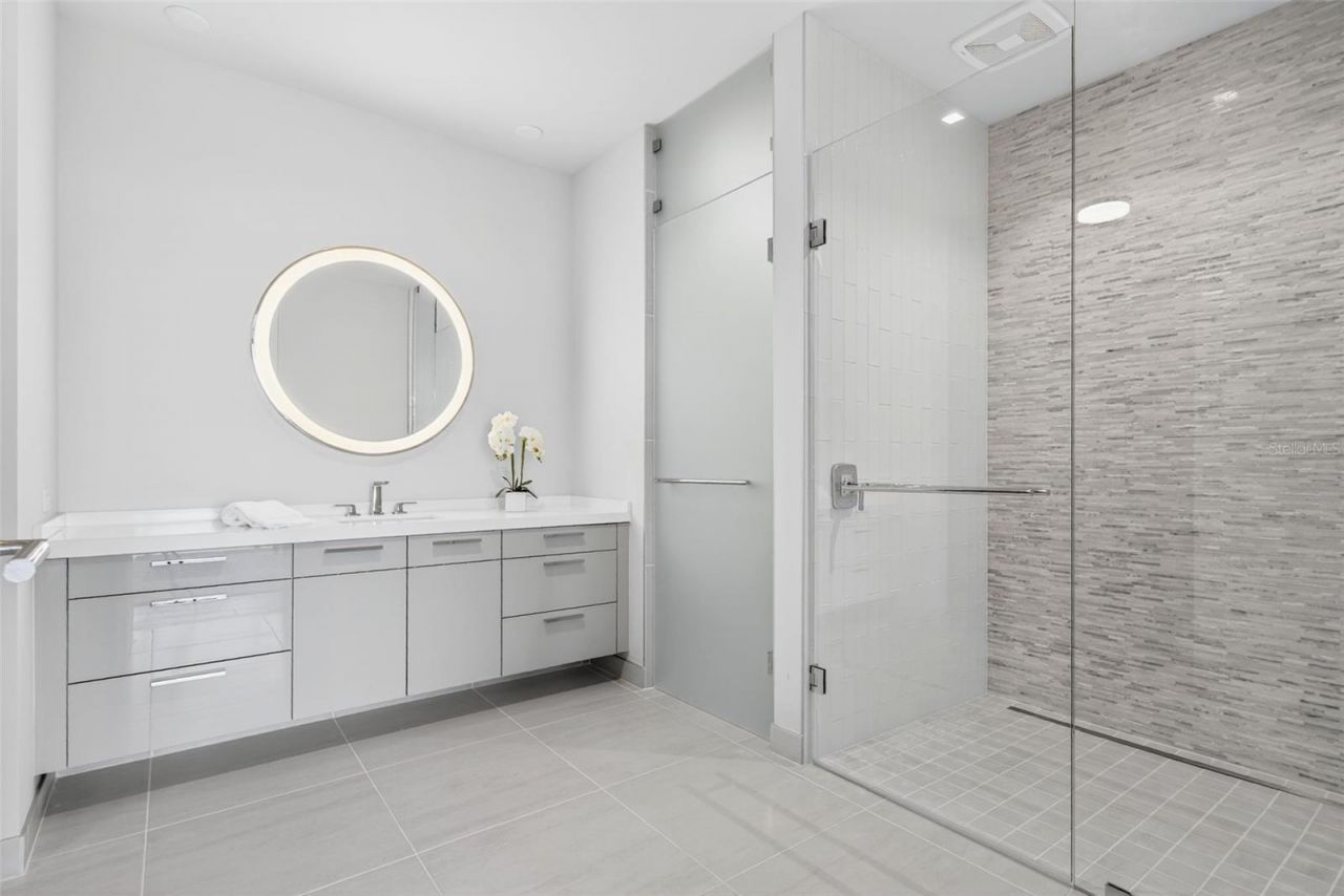 1591 Gulf Of Mexico Drive, Unit 314, Longboat Key, FL 34228 Photo