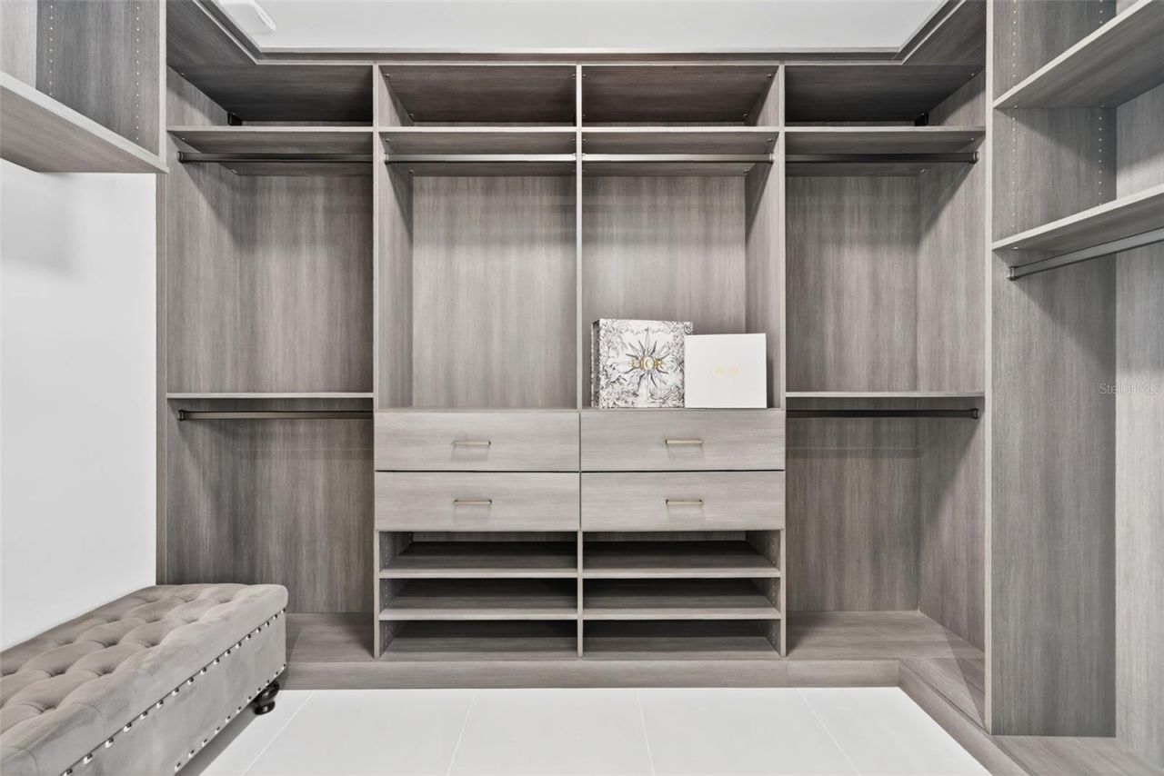 1591 Gulf Of Mexico Drive, Unit 314, Longboat Key, FL 34228 Photo