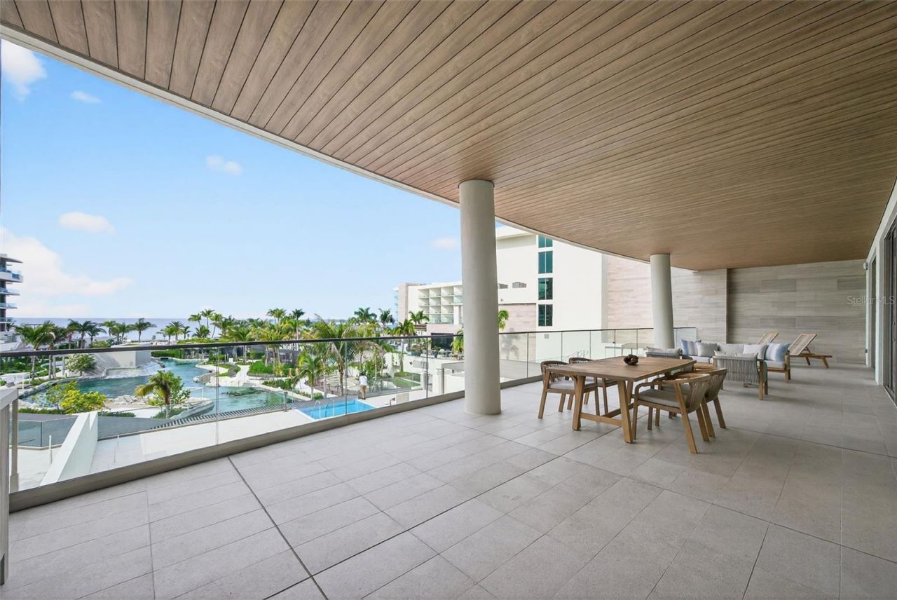 1591 Gulf Of Mexico Drive, Unit 314, Longboat Key, FL 34228 Photo