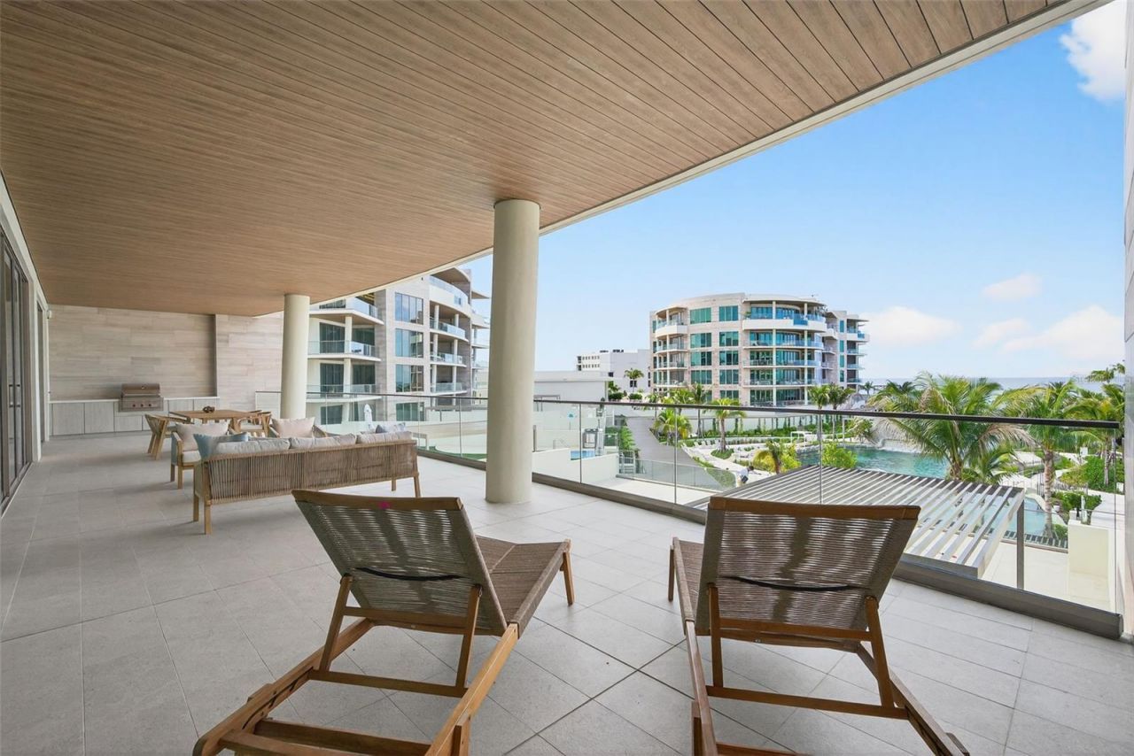 1591 Gulf Of Mexico Drive, Unit 314, Longboat Key, FL 34228 Photo