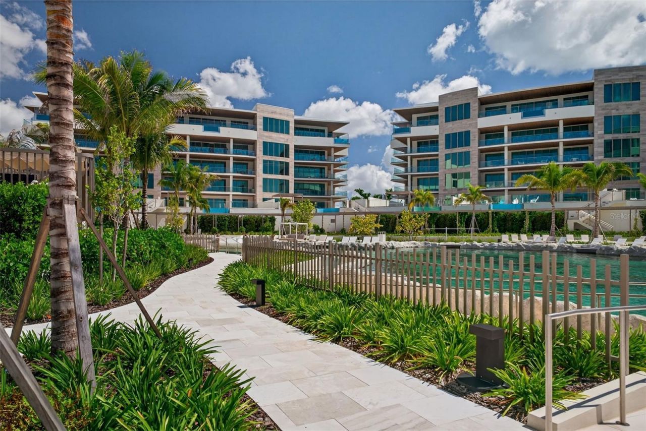 1591 Gulf Of Mexico Drive, Unit 314, Longboat Key, FL 34228 Photo