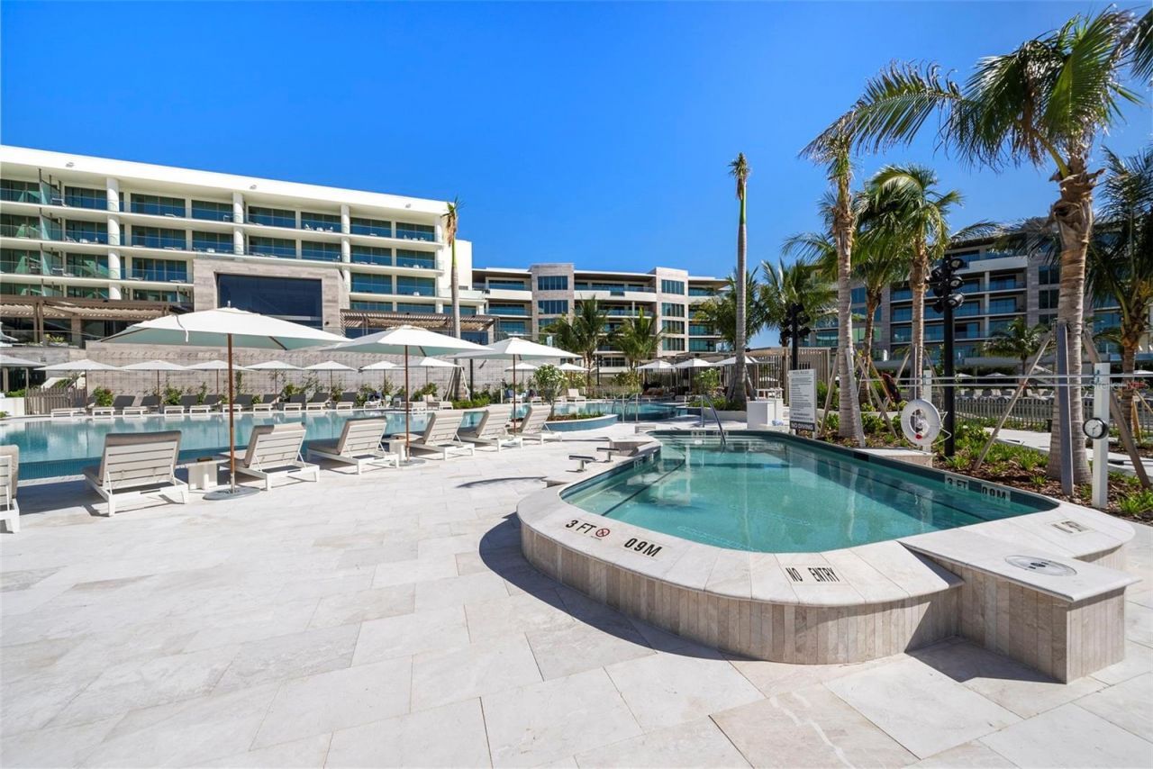 1591 Gulf Of Mexico Drive, Unit 314, Longboat Key, FL 34228 Photo