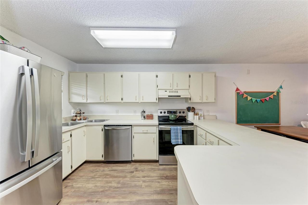 6033 34th Street W, Unit 122, Bradenton, FL 34210 Photo