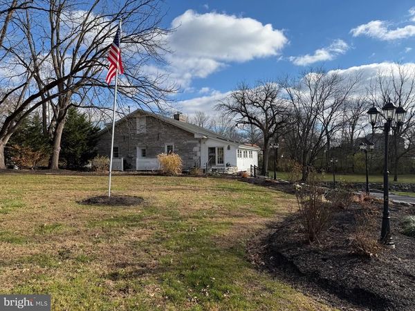 535 S MILL STREET, LEBANON, PA 17042