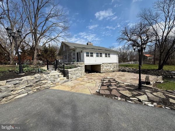 535 S MILL STREET, LEBANON, PA 17042