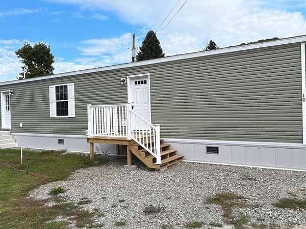 10 Dogwood Lane, Starksboro, VT 05487