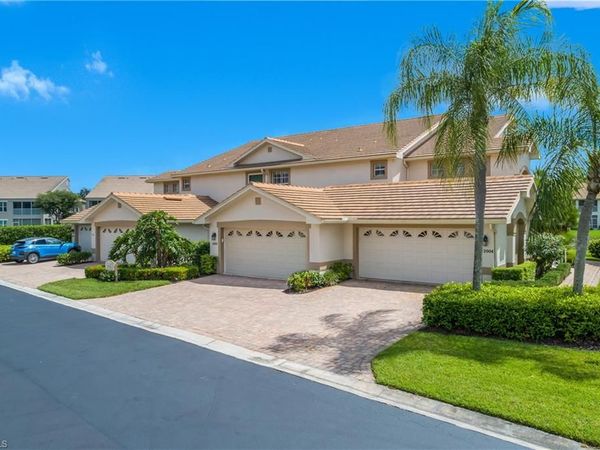 5643 Sandlewood CT, Unit 2004, NAPLES, FL 34110