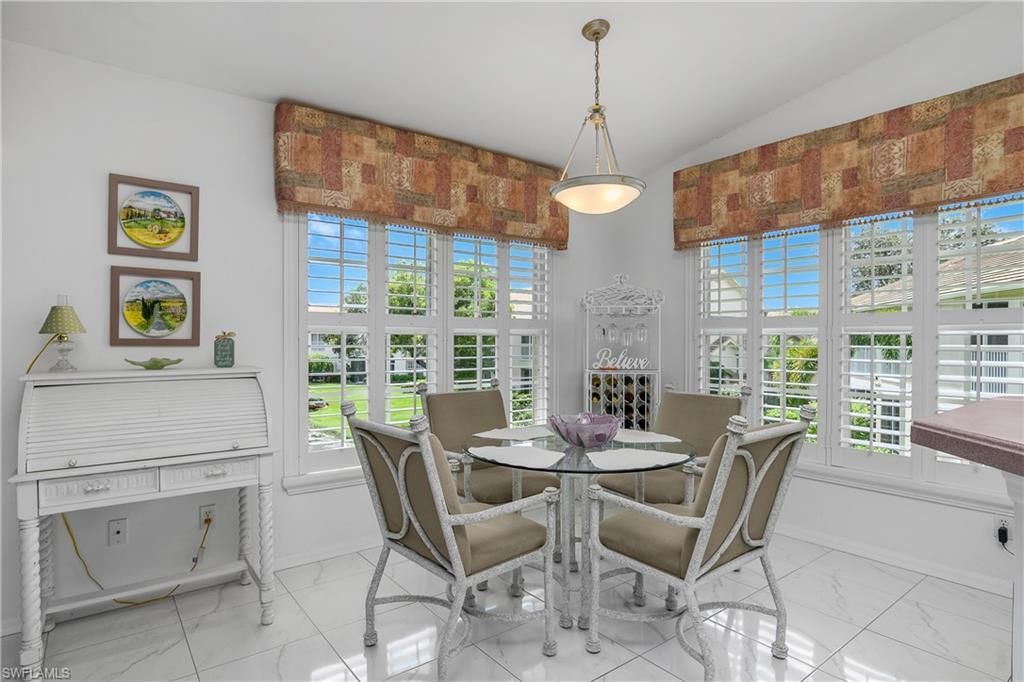 5643 Sandlewood Ct, Unit 2004, Naples, FL 34110 Photo