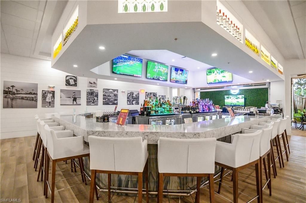 5643 Sandlewood Ct, Unit 2004, Naples, FL 34110 Photo