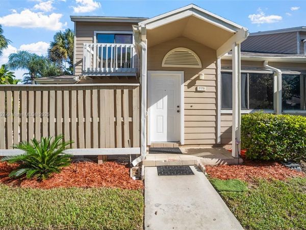 7178 Sportsmans Dr, North Lauderdale, FL 33068