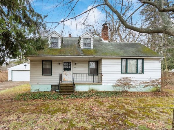 353 Southeast Avenue, Tallmadge, OH 44278