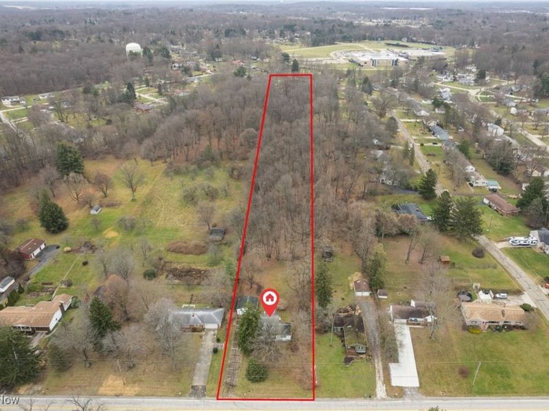 353 Southeast Avenue, Tallmadge, OH 44278 Photo 2