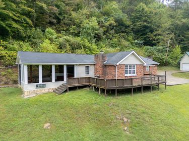 2754 KY-160, Premium, KY 41845